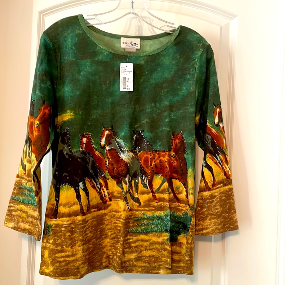 BelliSima Fashions size M top